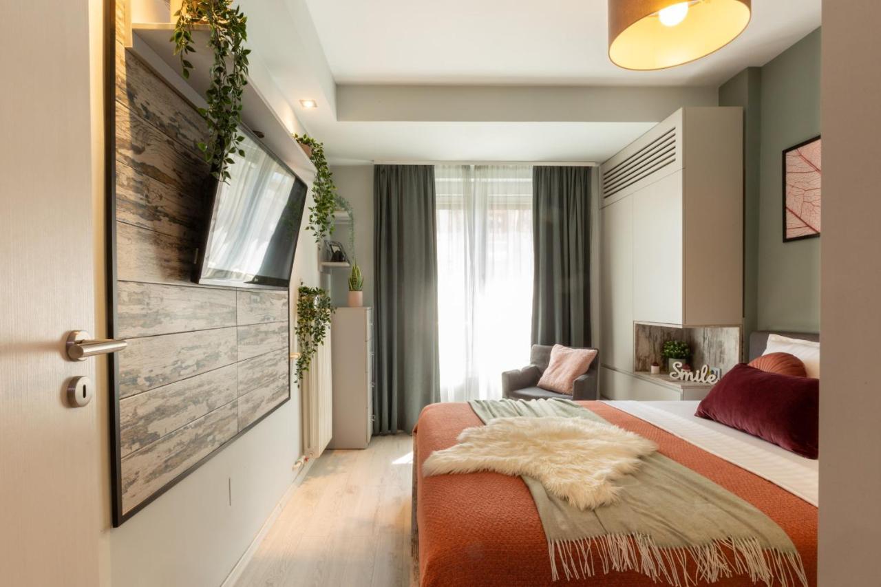 Modern 1Br Apt In The Old Town: The Perfect Choice Bucarest Esterno foto
