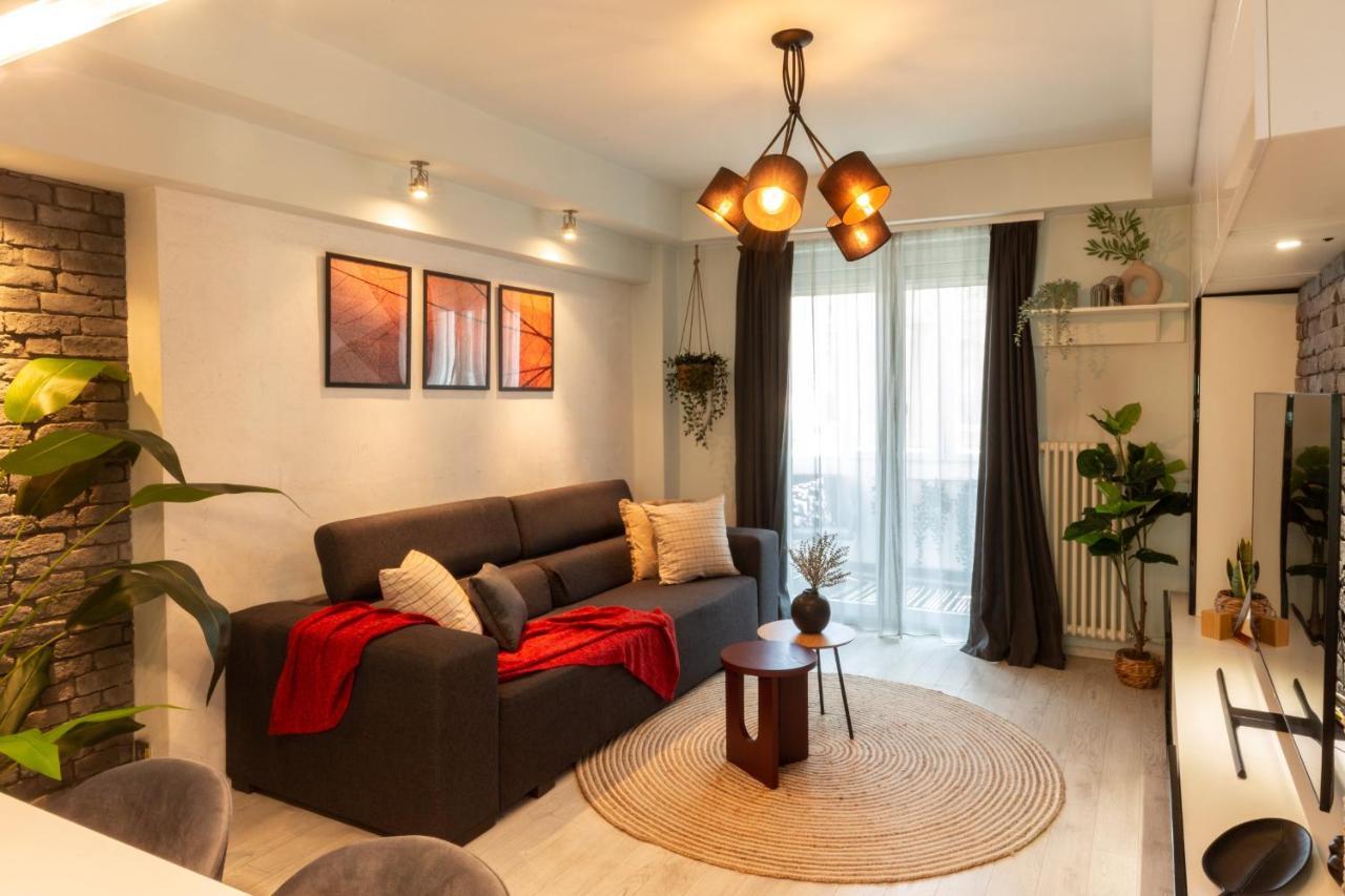 Modern 1Br Apt In The Old Town: The Perfect Choice Bucarest Esterno foto