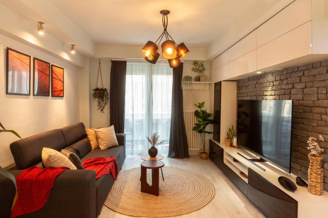 Modern 1Br Apt In The Old Town: The Perfect Choice Bucarest Esterno foto