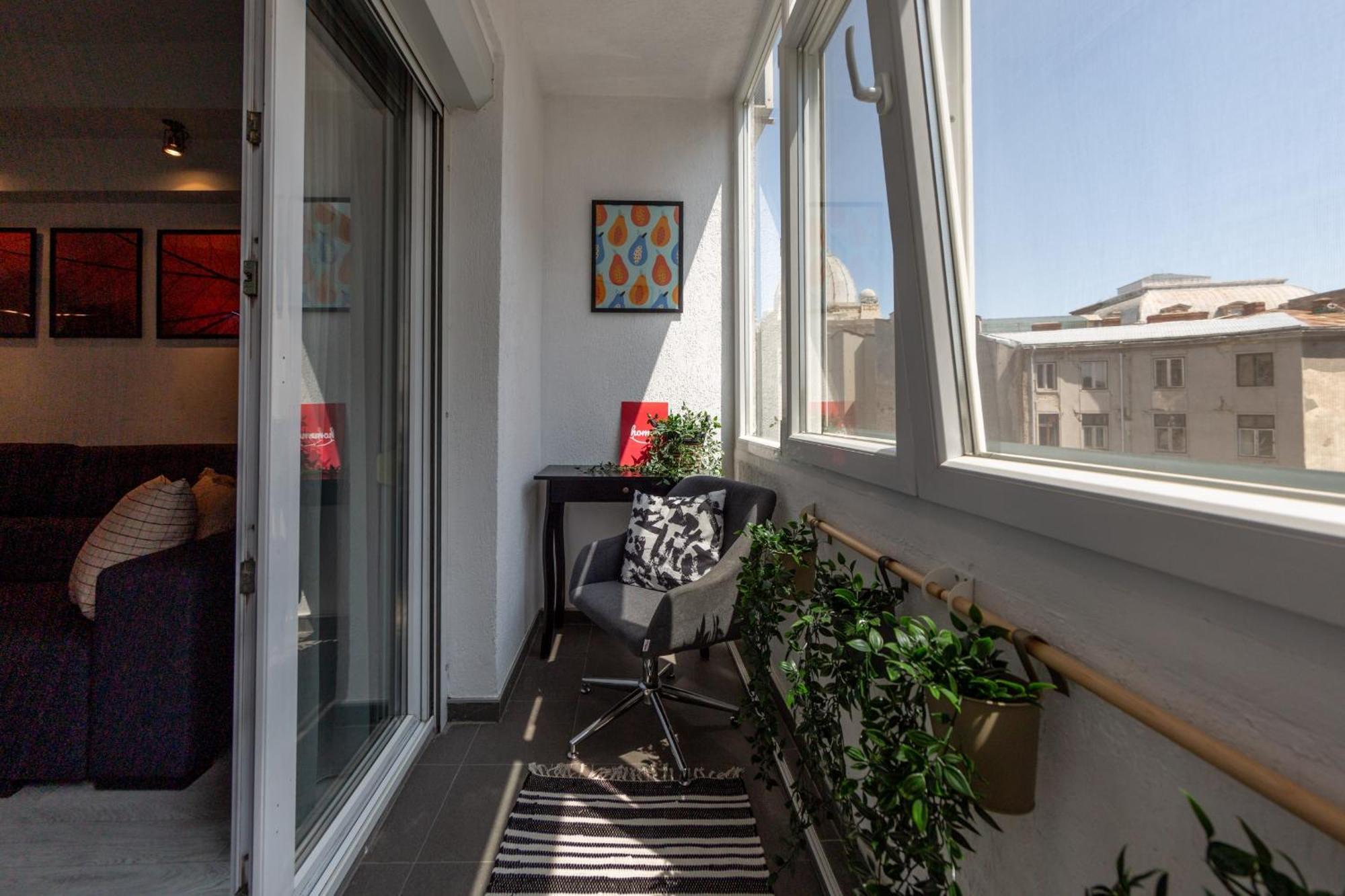 Modern 1Br Apt In The Old Town: The Perfect Choice Bucarest Esterno foto