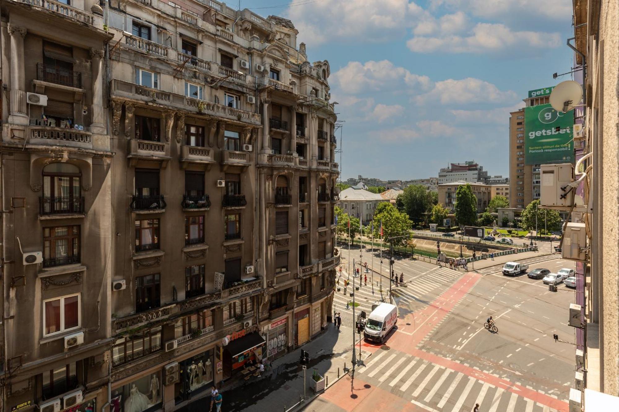 Modern 1Br Apt In The Old Town: The Perfect Choice Bucarest Esterno foto