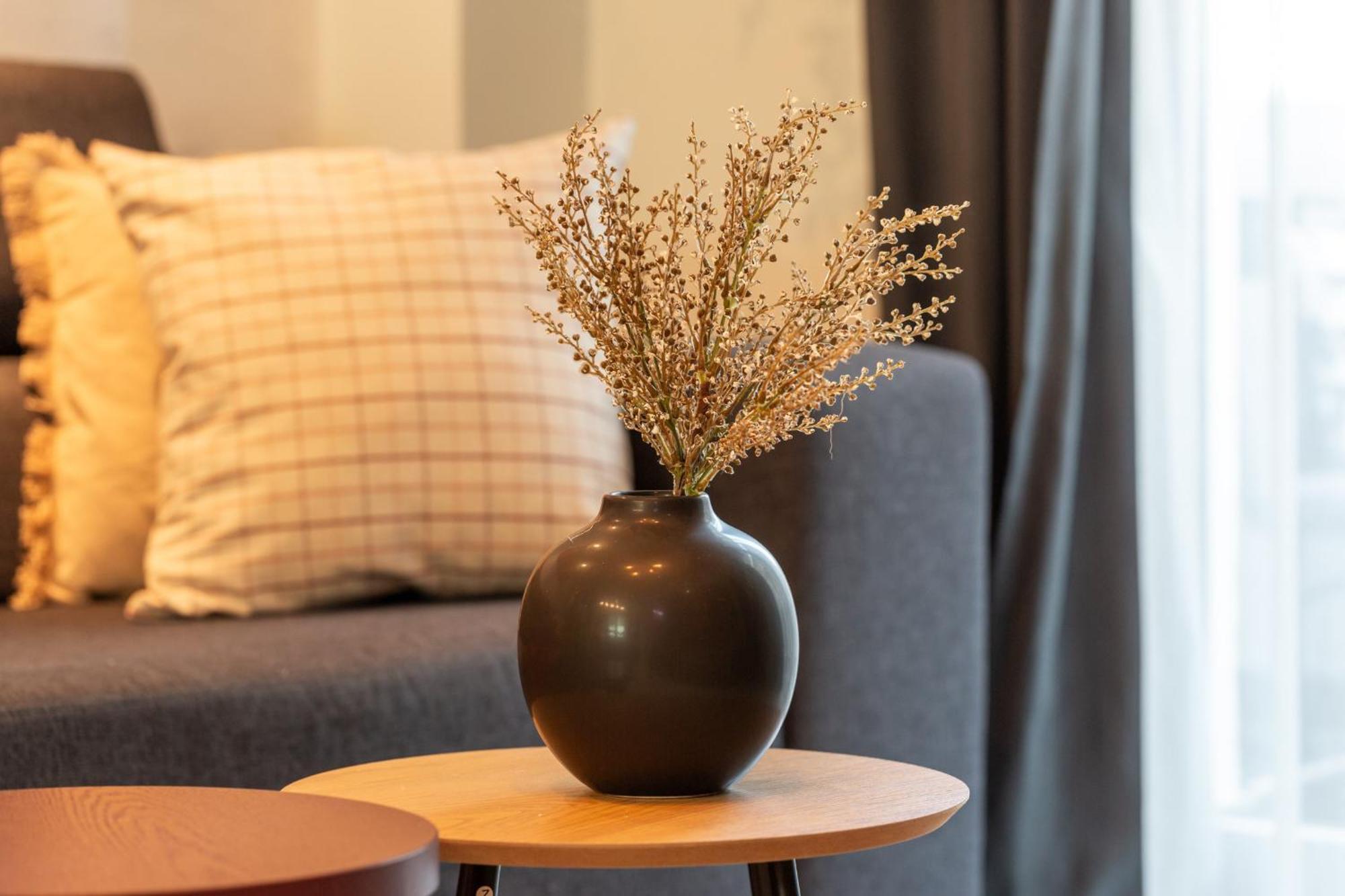 Modern 1Br Apt In The Old Town: The Perfect Choice Bucarest Esterno foto