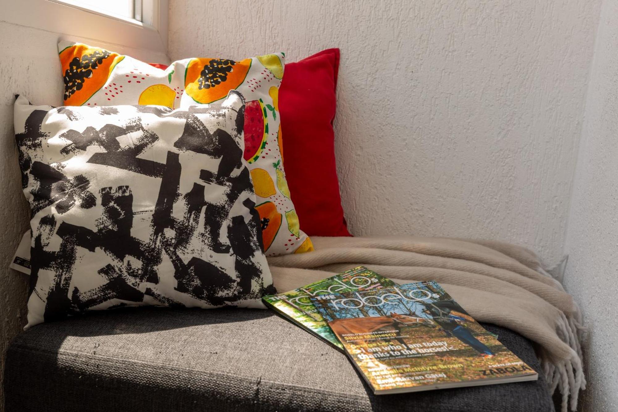 Modern 1Br Apt In The Old Town: The Perfect Choice Bucarest Esterno foto