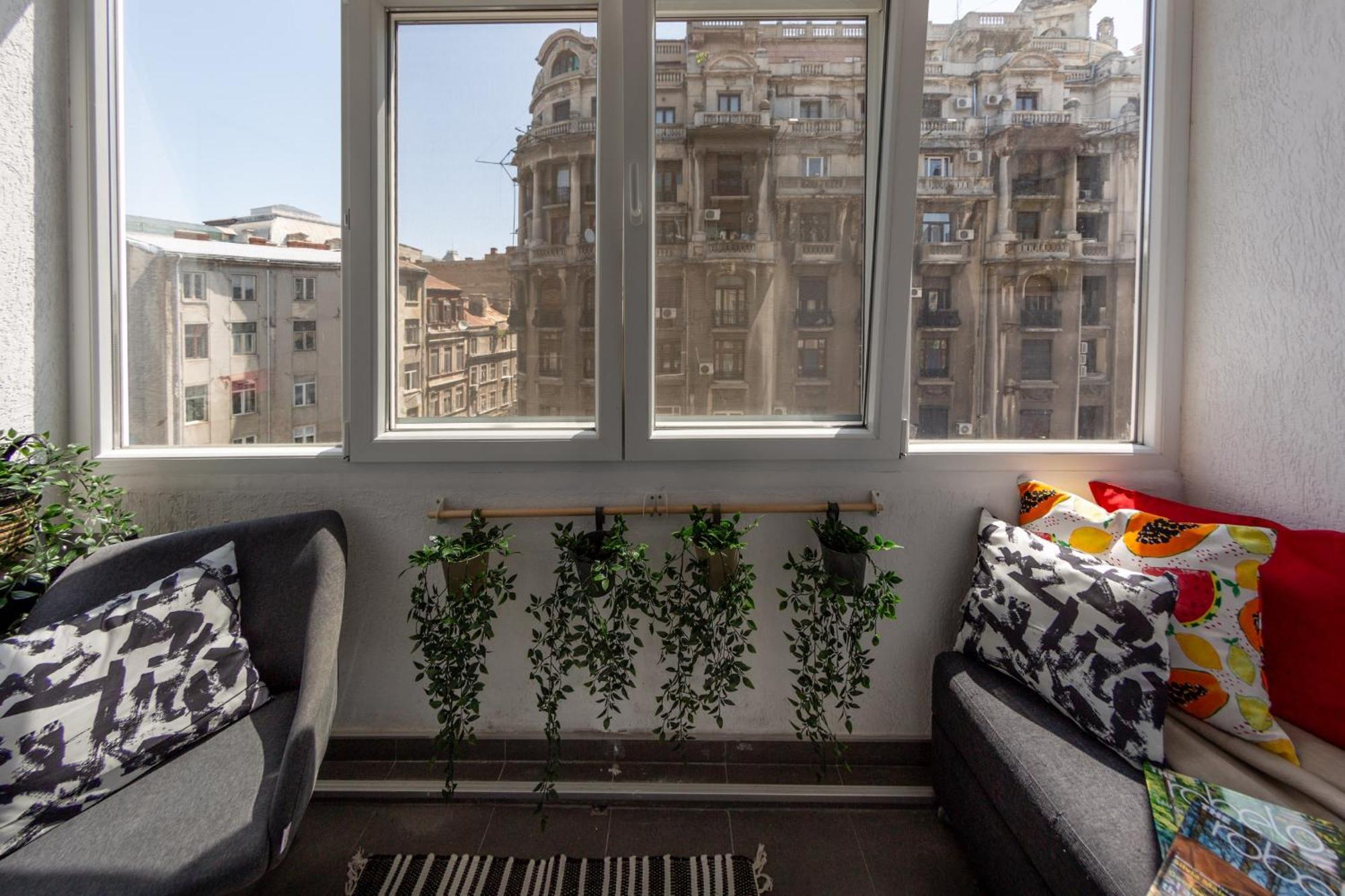 Modern 1Br Apt In The Old Town: The Perfect Choice Bucarest Esterno foto