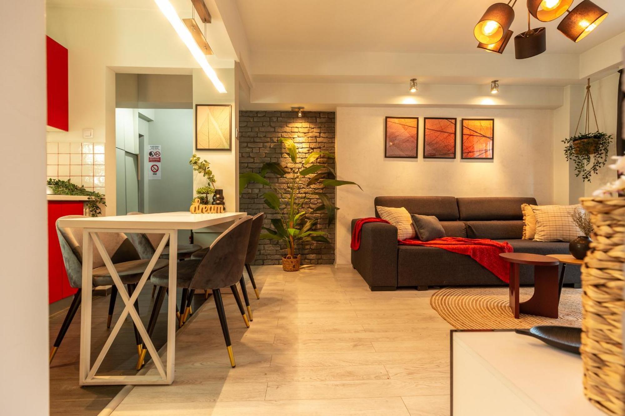 Modern 1Br Apt In The Old Town: The Perfect Choice Bucarest Esterno foto