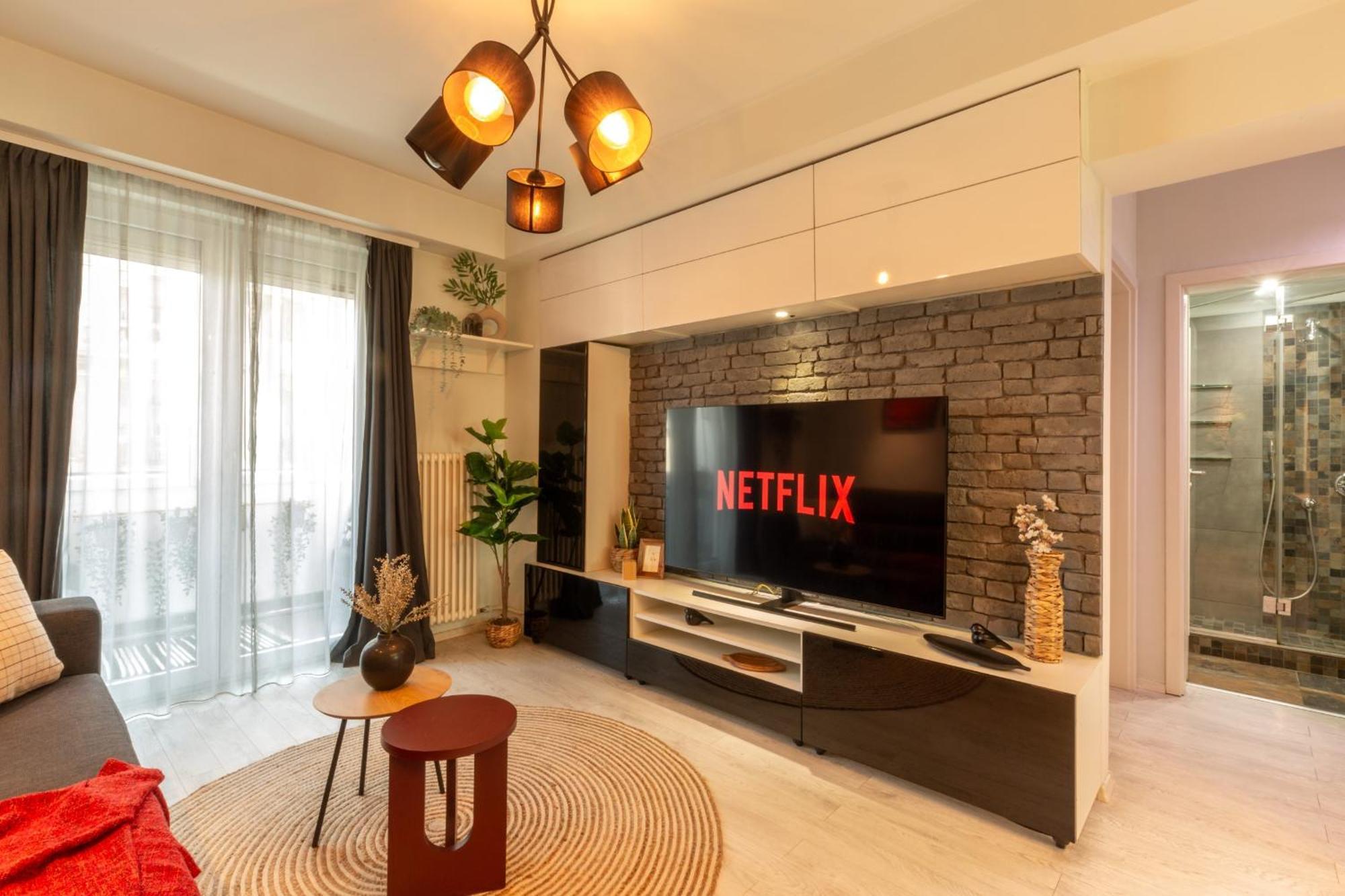 Modern 1Br Apt In The Old Town: The Perfect Choice Bucarest Esterno foto